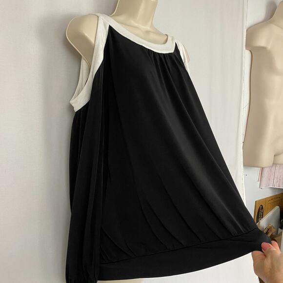 Chicos 2 Cold Shoulder Top Solid Black White Contrast Blouson Going Out Large - Picture 5 of 13